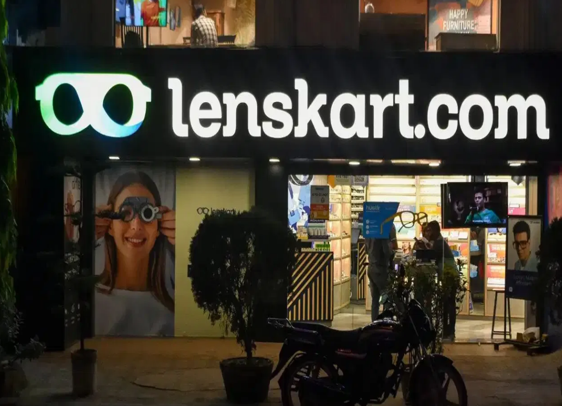 लेंसकार्ट को बिंदी-तिलक विवाद पड़ा भारी, शेयर बाजार में 4500 करोड़ का झटका